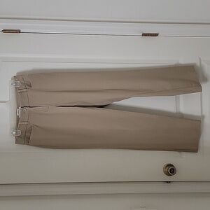 Talbots Size 4 Curvy Tan / Khaki Pants, Straight Leg, Excellent Used Condition